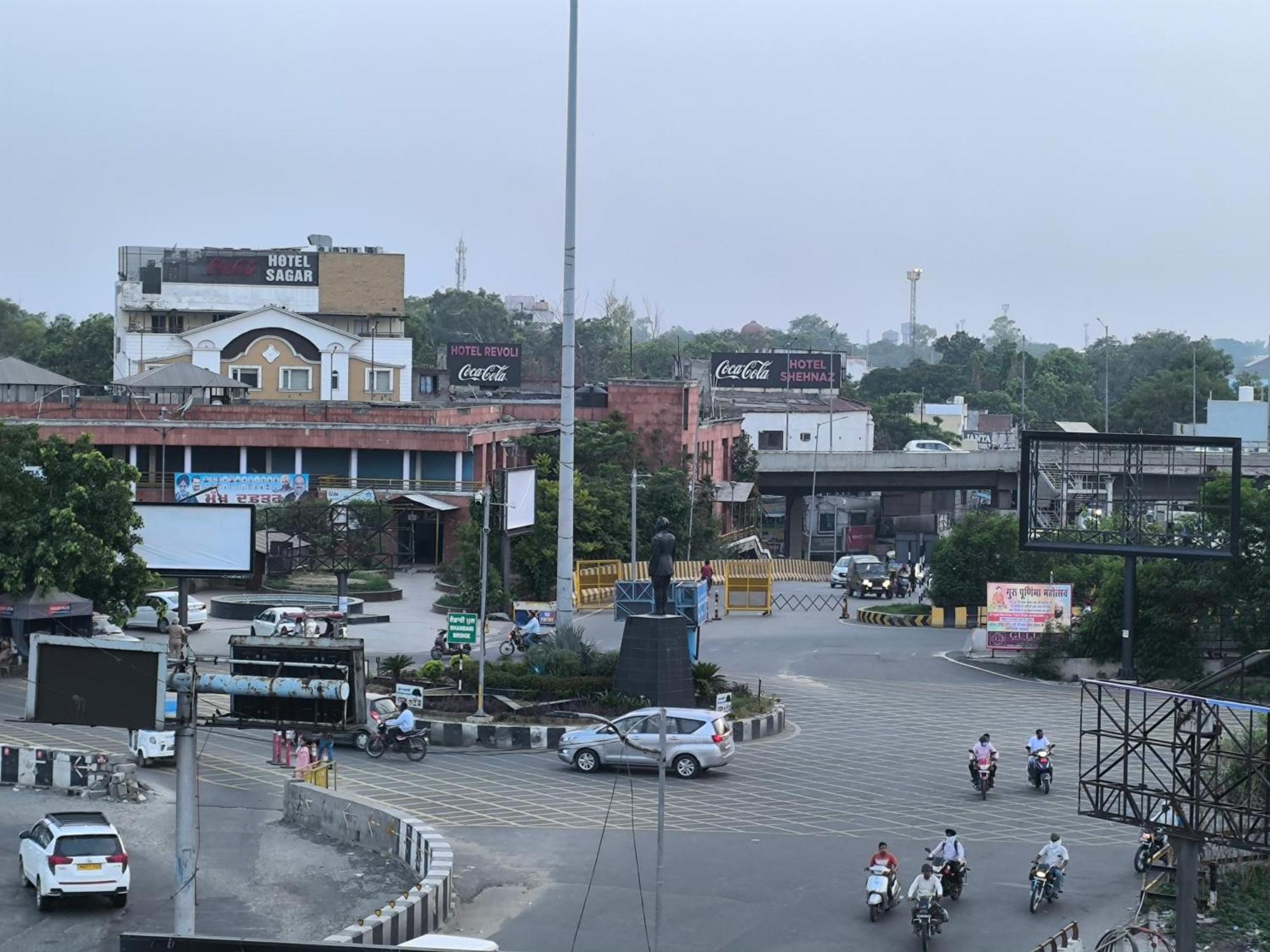 Hotel Jogi Guest House Amritsar Extérieur photo