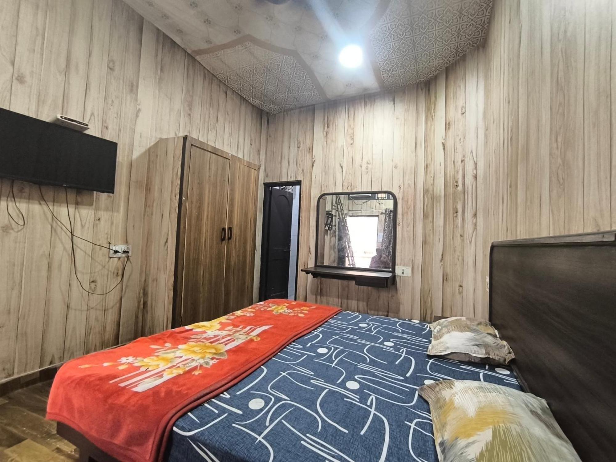 Hotel Jogi Guest House Amritsar Extérieur photo